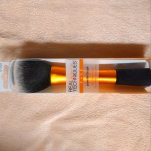 Real Techniques base powder brush